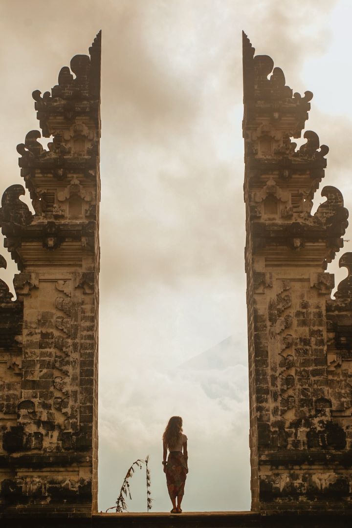 TEMPLO LEMPUYANG LUHUR